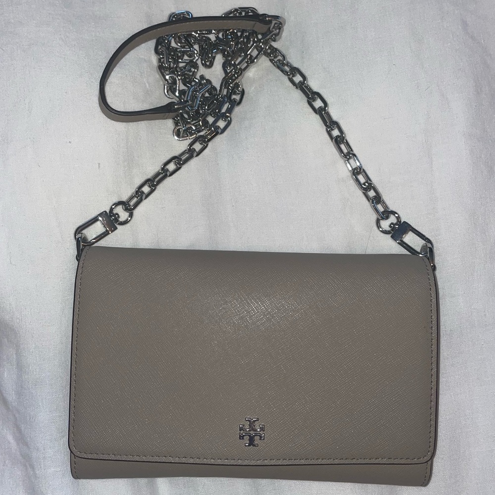 Tory Burch Robinson Chain Wallet